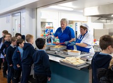 Free school meals extended for pupils Year 6 and under in Ceredigion