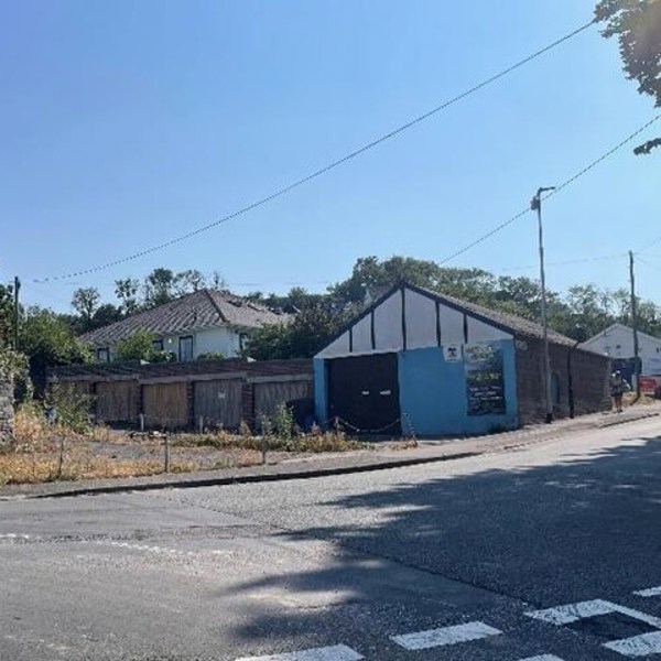 Garages: No's 1, 2, 3, 4 & 5, Ranmore Depot, New Quay